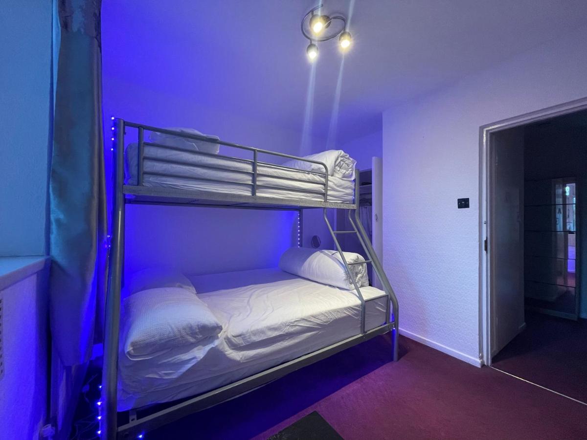 Room With Shared Kitchen Лондон Екстериор снимка
